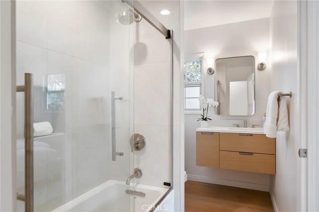 1707 Massena Avenue, Redondo Beach, California 90277 home-pic-28