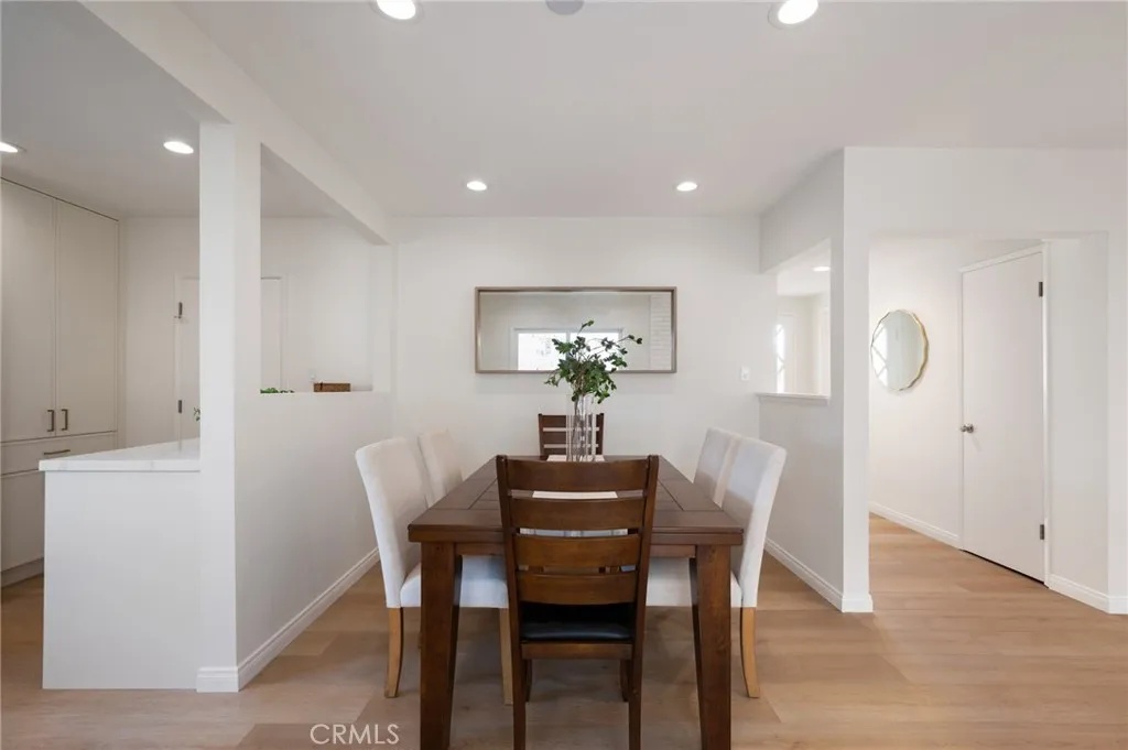 1707 Massena Avenue, Redondo Beach, California 90277 home-pic-12