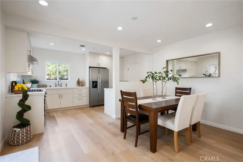 1707 Massena Avenue, Redondo Beach, California 90277 home-pic-9