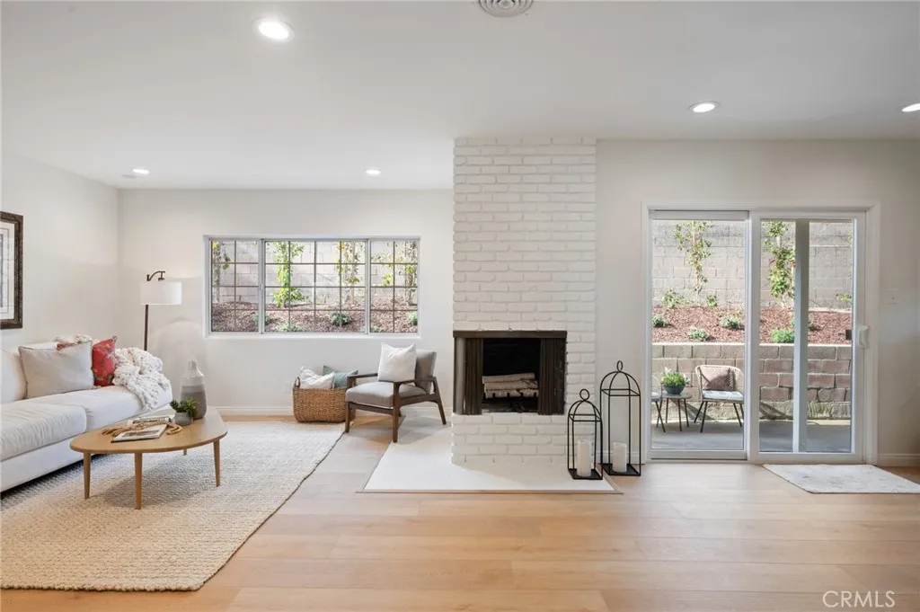 1707 Massena Avenue, Redondo Beach, California 90277 home-pic-16