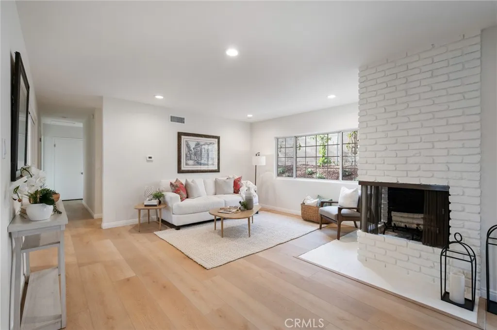 1707 Massena Avenue, Redondo Beach, California 90277 home-pic-15
