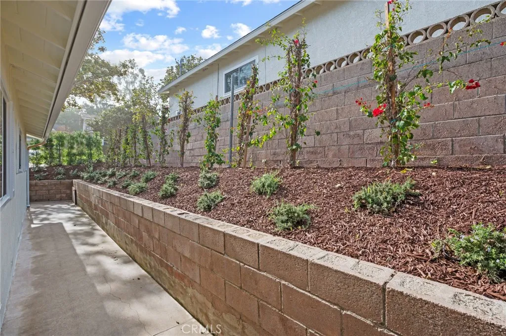 1707 Massena Avenue, Redondo Beach, California 90277 home-pic-36