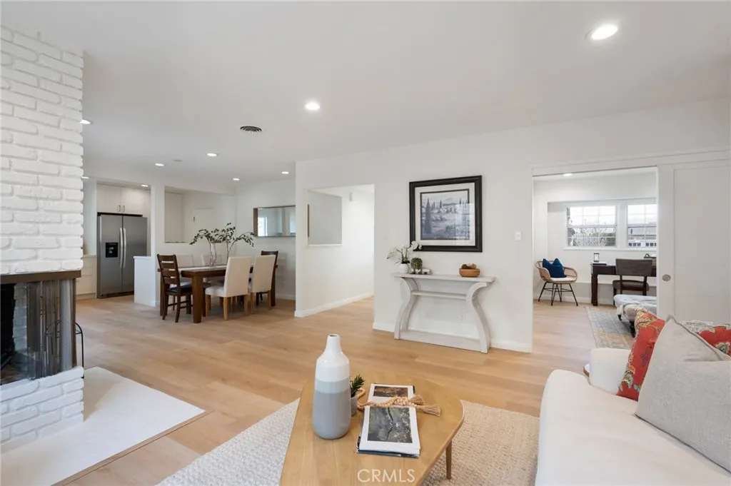 1707 Massena Avenue, Redondo Beach, California 90277 home-pic-17