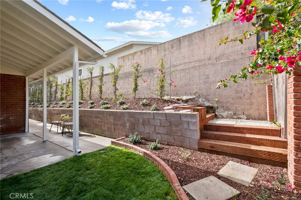 1707 Massena Avenue, Redondo Beach, California 90277 home-pic-38