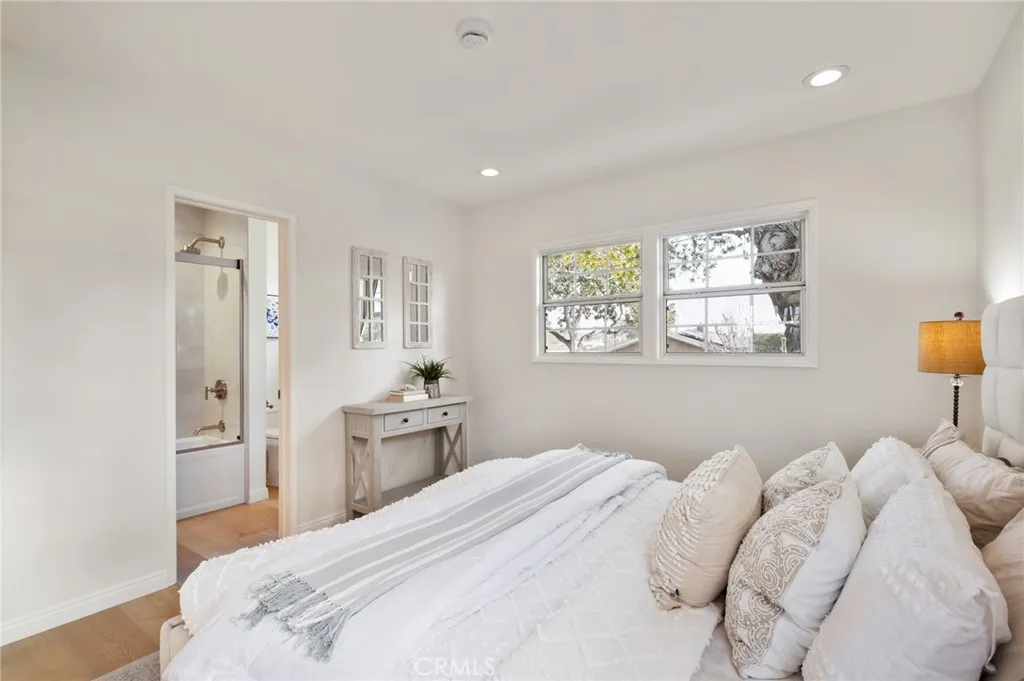 1707 Massena Avenue, Redondo Beach, California 90277 home-pic-27