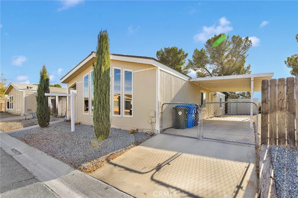 24939 Camino Del Norte, Barstow, California 92311 home-pic-2