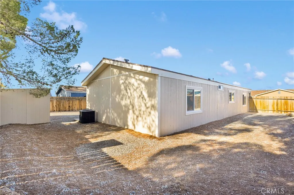 24939 Camino Del Norte, Barstow, California 92311 home-pic-28