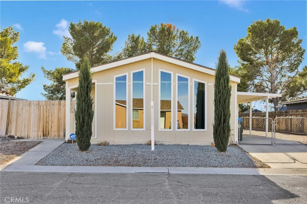 24939 Camino Del Norte, Barstow, California 92311 home-pic-0