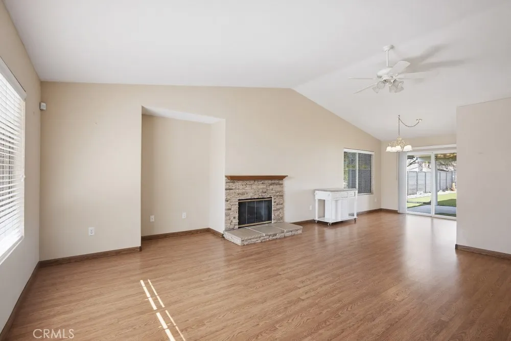 2998 Elder, Hemet, California 92545 home-pic-4