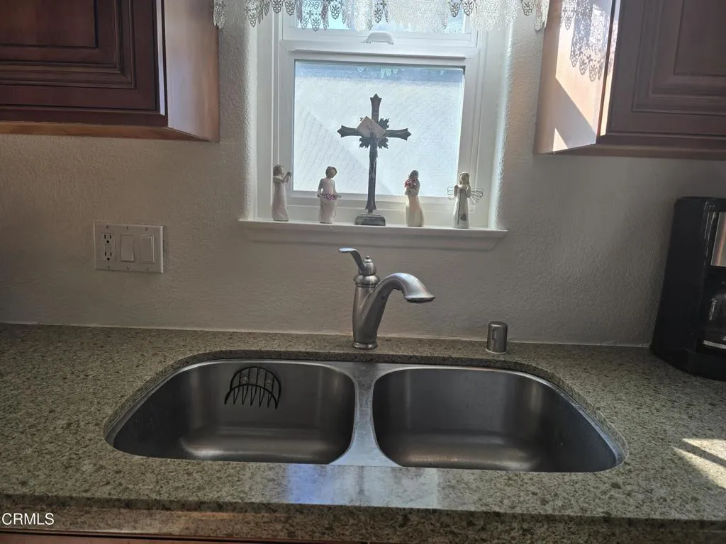 2213 Miramar Walk 2213, Oxnard, California 93035 home-pic-11