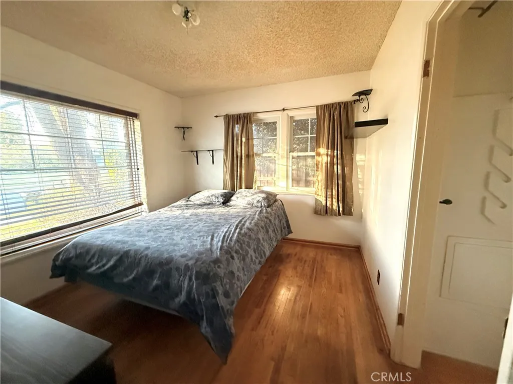 10926 Ruffner Avenue, Granada Hills, California 91344 home-pic-13