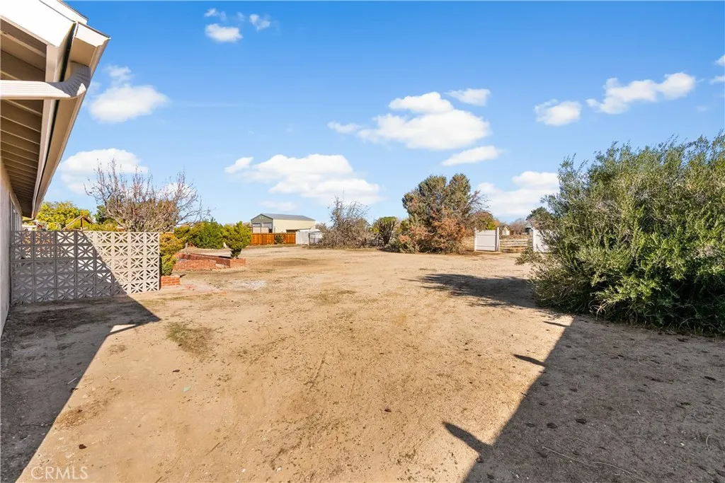 40596 Fieldspring, Lancaster, California 93535 home-pic-38