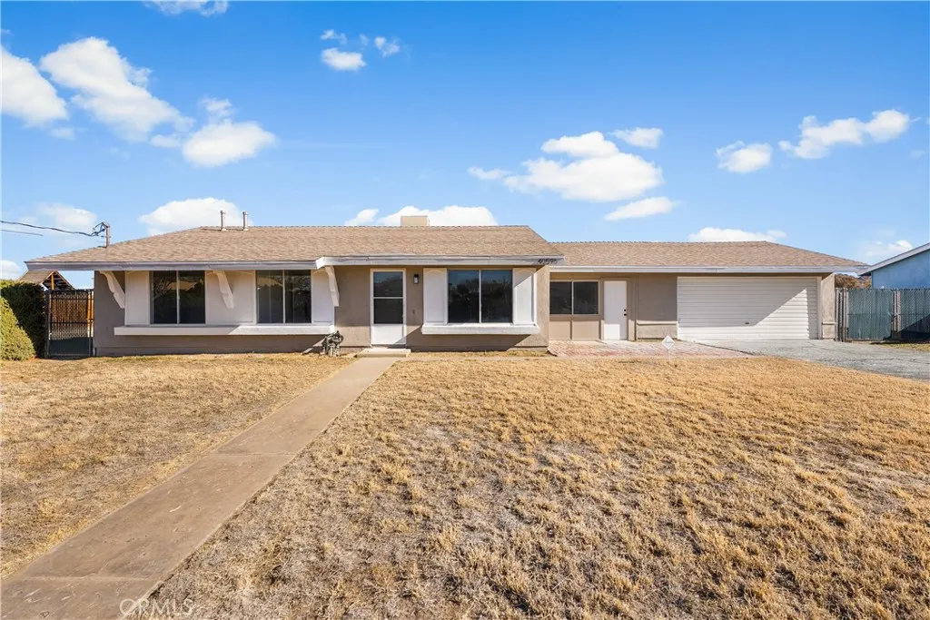 40596 Fieldspring, Lancaster, California 93535 home-pic-1