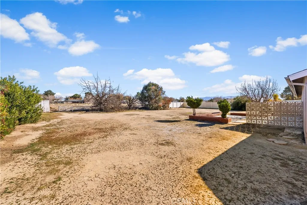 40596 Fieldspring, Lancaster, California 93535 home-pic-34