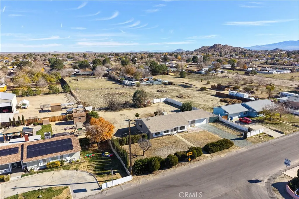 40596 Fieldspring, Lancaster, California 93535 home-pic-41