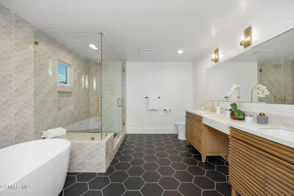 1324 La Granada Drive, Thousand Oaks, California 91362 home-pic-24