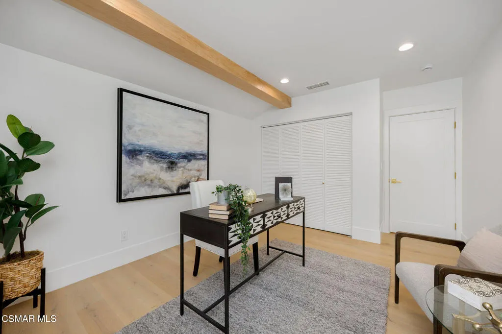 1324 La Granada Drive, Thousand Oaks, California 91362 home-pic-33