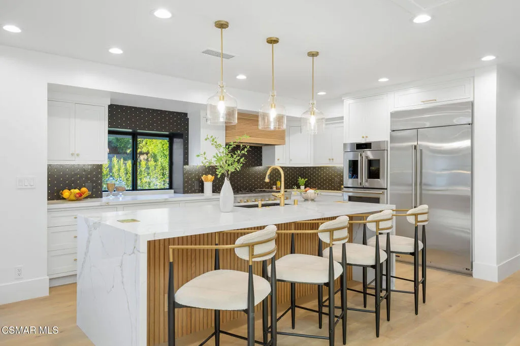 1324 La Granada Drive, Thousand Oaks, California 91362 home-pic-12