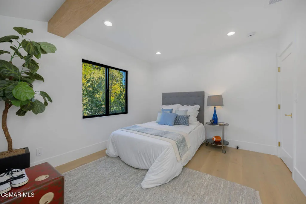 1324 La Granada Drive, Thousand Oaks, California 91362 home-pic-35