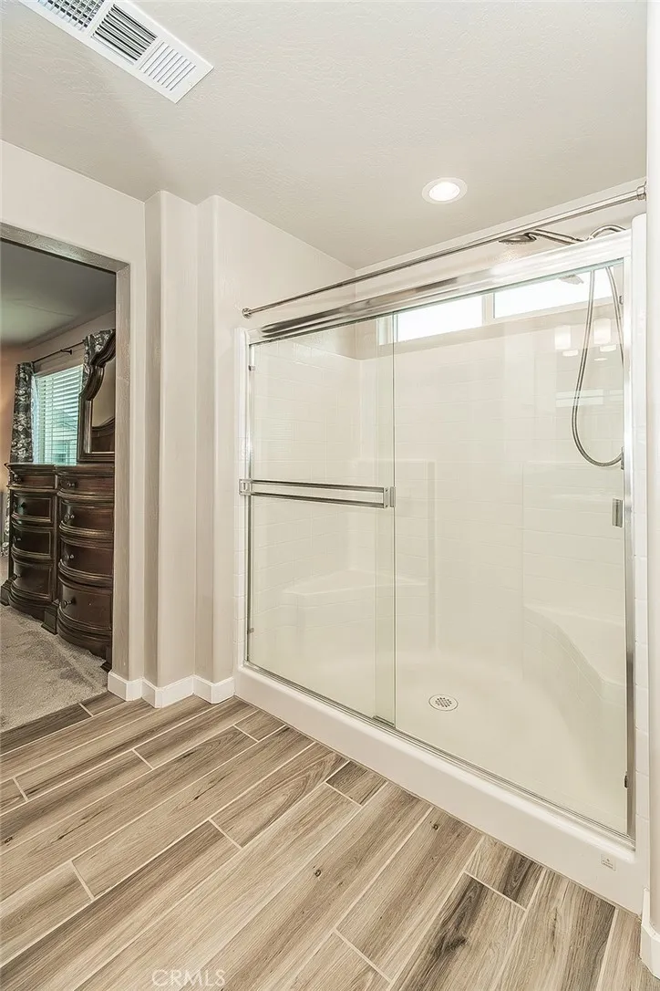 4085 N Sandrini, Fresno, California 93723 home-pic-24