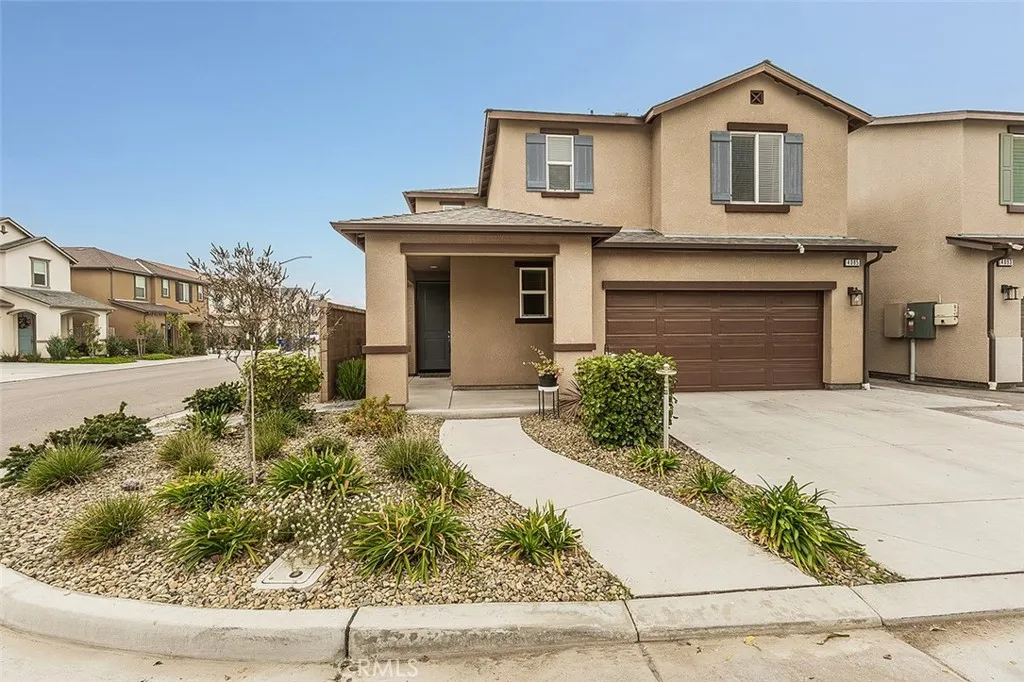 4085 N Sandrini, Fresno, California 93723 home-pic-1