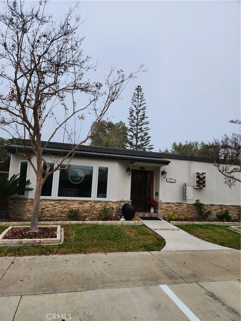 1921 St John Rd 35a M15, Seal Beach, California 90740 home-pic-2