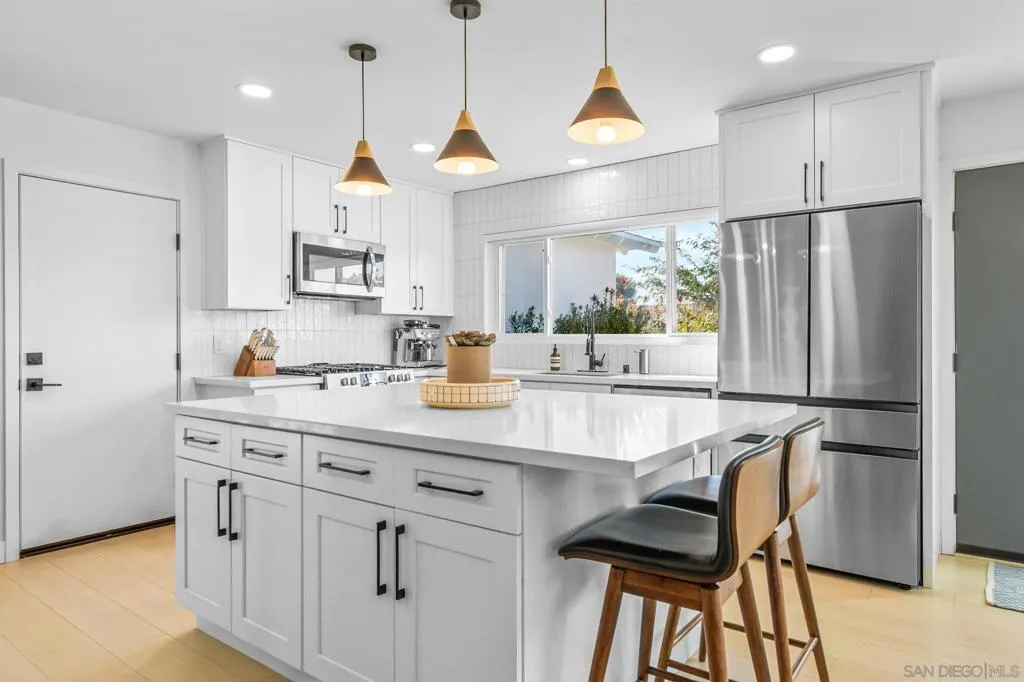 3561 Accomac Ave, San Diego, California 92111 home-pic-9