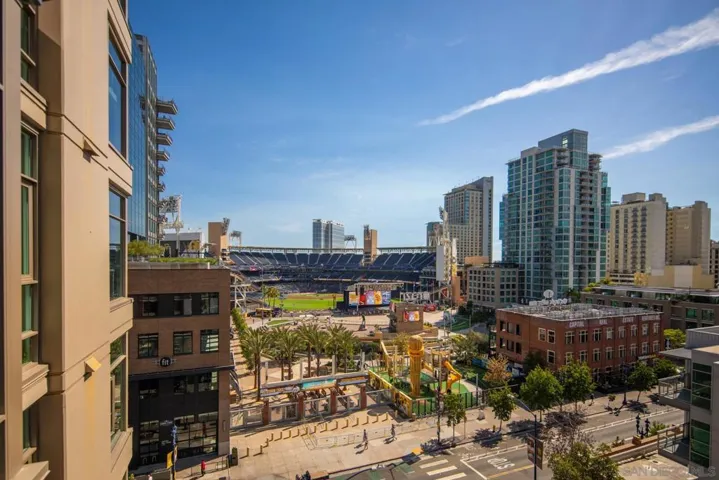 427 9th Ave 704, San Diego, California 92101