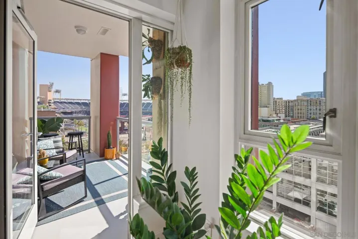 427 9th Ave 704, San Diego, California 92101