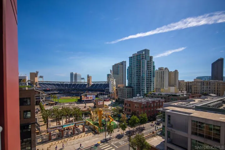 427 9th Ave 704, San Diego, California 92101