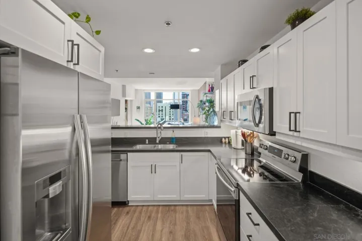 427 9th Ave 704, San Diego, California 92101