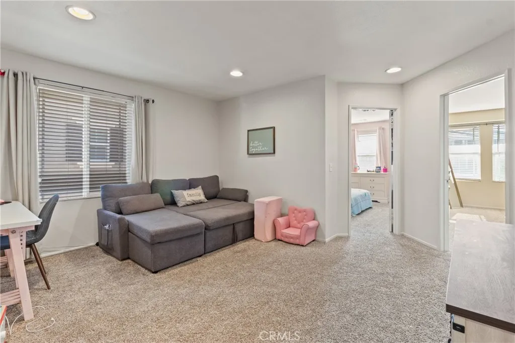 2614 Bellevue, Palmdale, California 93550 home-pic-13