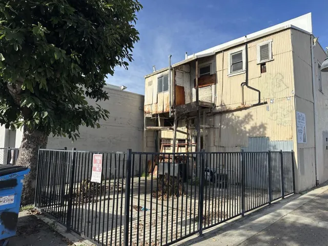 201 5th Street, Hollister, California 95023