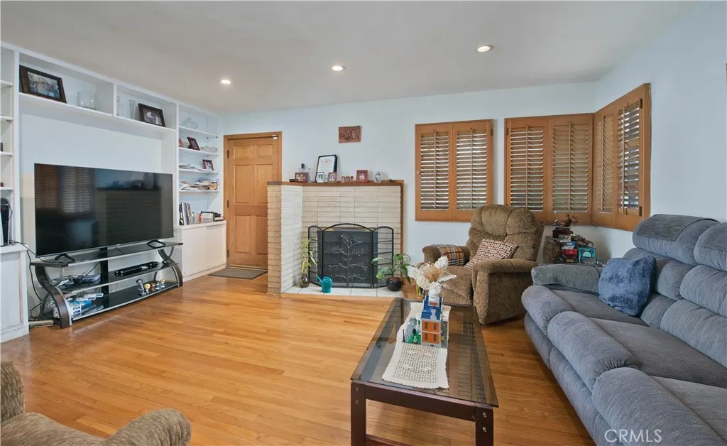 10851 Woodbine, Los Angeles, California 90034 home-pic-6