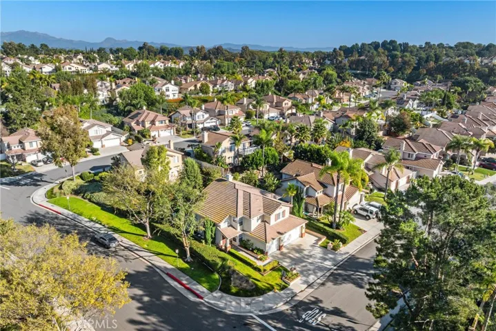 33 Montgomery, Mission Viejo, California 92692