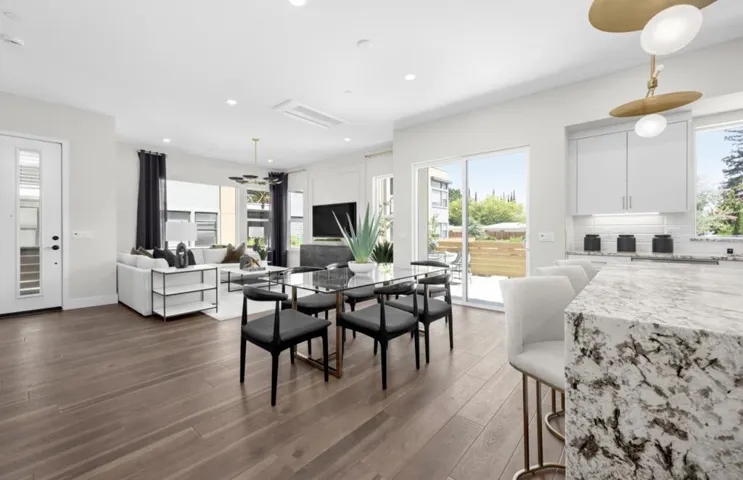 11540 Willow Place 52-11 Plan 4, Saratoga, California 95070