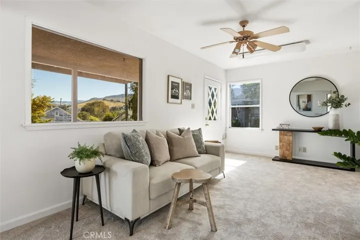 479 Mitchell, San Luis Obispo, California 93401