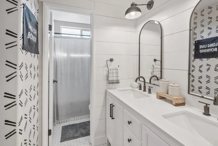 Jack-n-Jill Bathroom