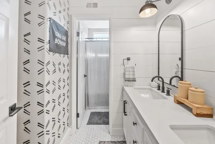 Jack-n-Jill Bathroom