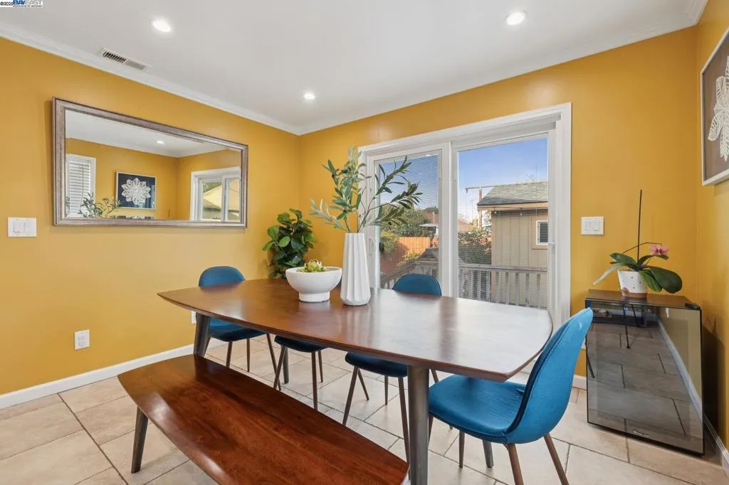 1815 102nd Ave, Oakland, California 94603 home-pic-21
