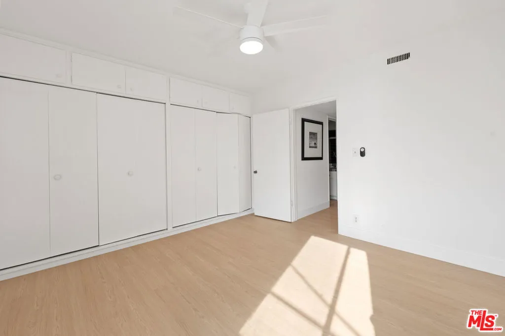 7309 E Franklin Avenue 404, Los Angeles, California 90046 home-pic-14