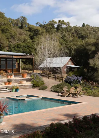 pool 17350 Deer Meadows 17 small