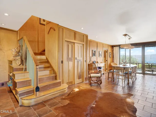 GH downstairs 53-web-or-mls-DSC03264