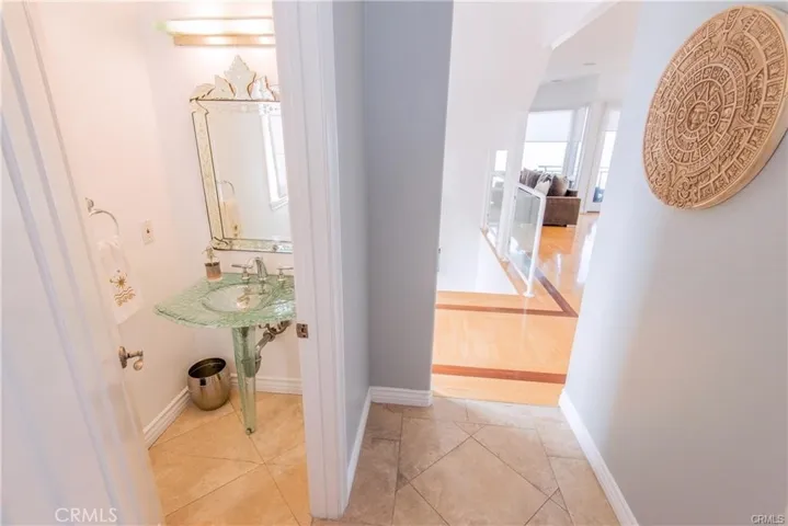 115 Waterview Street, Playa Del Rey, California 90293