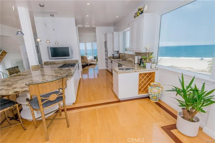 115 Waterview Street, Playa Del Rey, California 90293