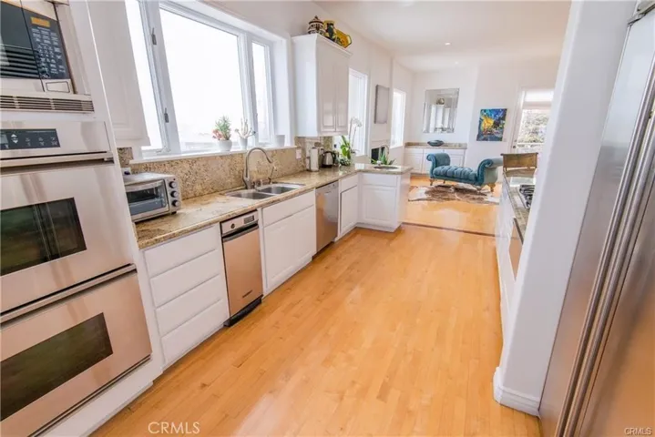 115 Waterview Street, Playa Del Rey, California 90293