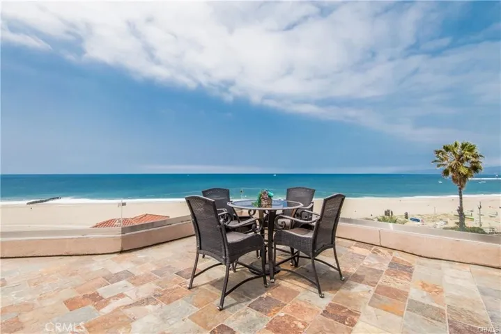 115 Waterview Street, Playa Del Rey, California 90293