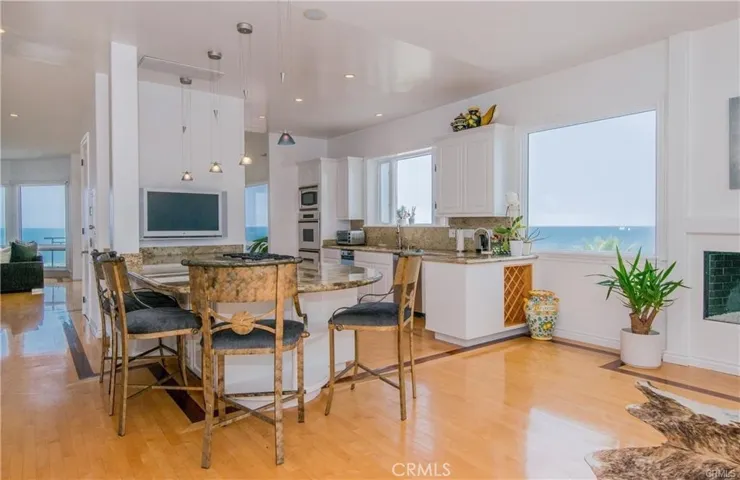 115 Waterview Street, Playa Del Rey, California 90293