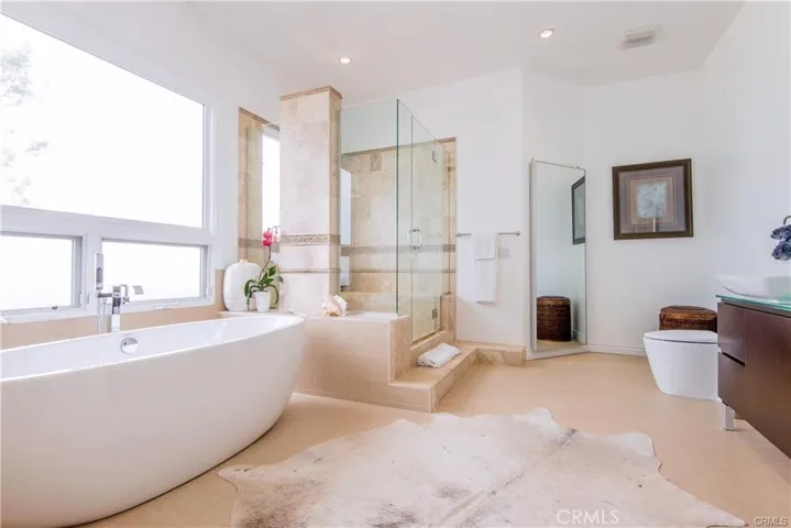 115 Waterview Street, Playa Del Rey, California 90293