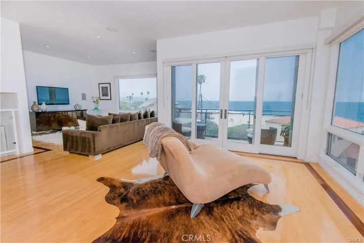 115 Waterview Street, Playa Del Rey, California 90293